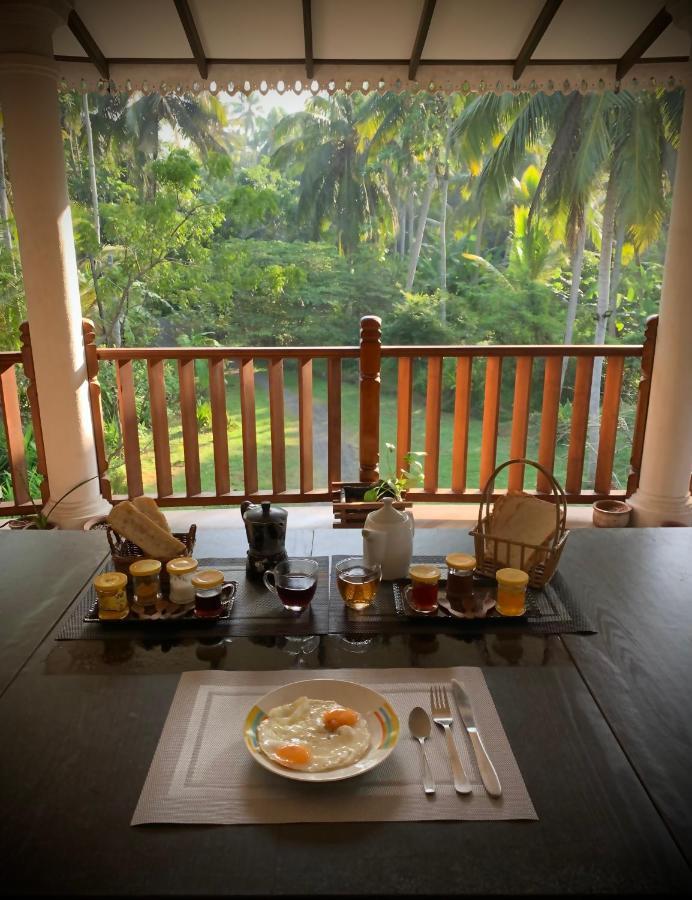The Escape With Jadeon Hotel Unawatuna Exterior photo