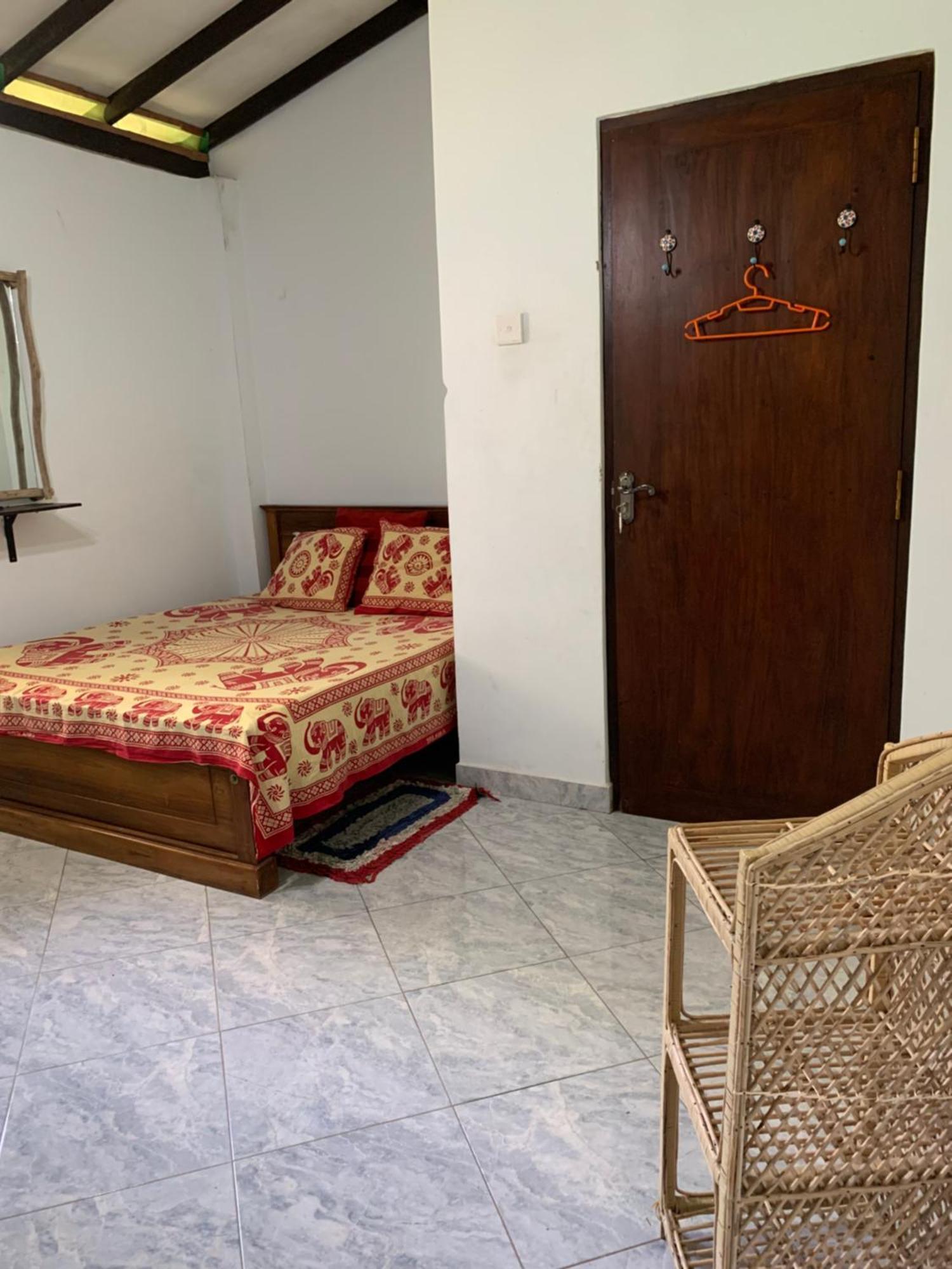 The Escape With Jadeon Hotel Unawatuna Exterior photo